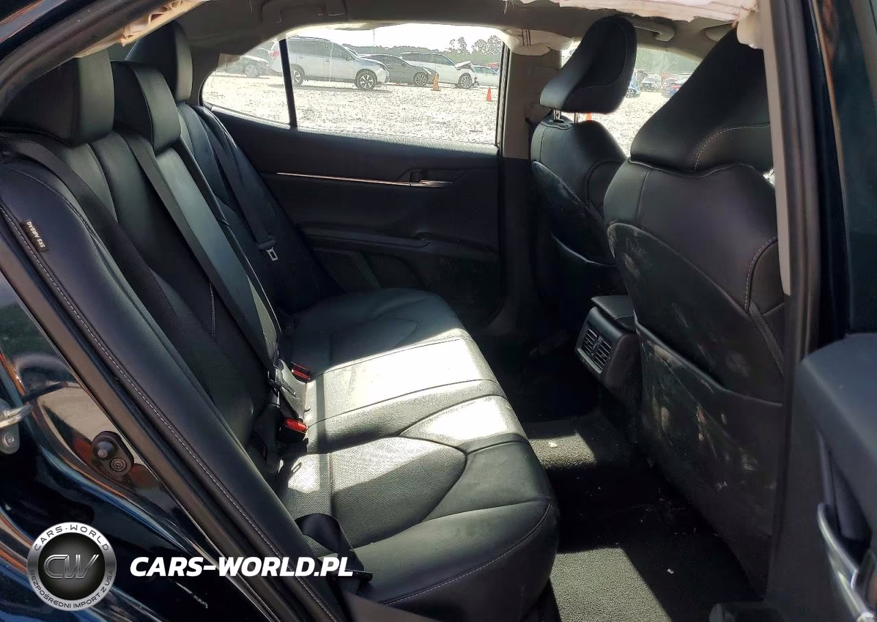 2020 Toyota Camry Xse VIN:4T1K61AKXLU982691 - 10