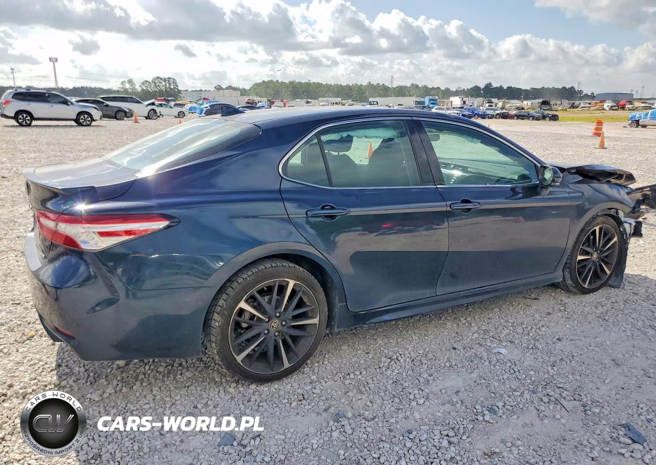 2020 Toyota Camry Xse VIN:4T1K61AKXLU982691 - 3