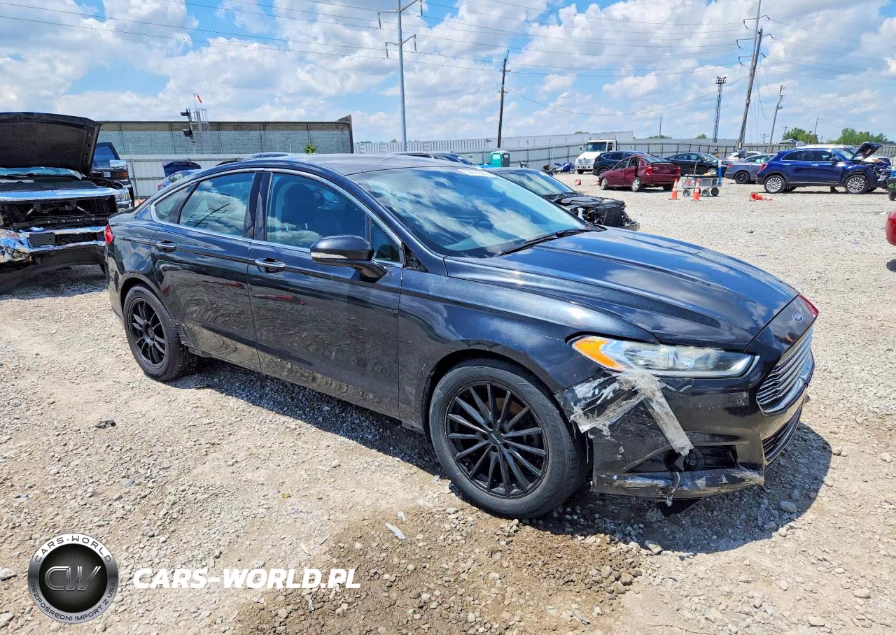 2014 Ford Fusion Titanium VIN:3FA6P0K95ER173060 - 4