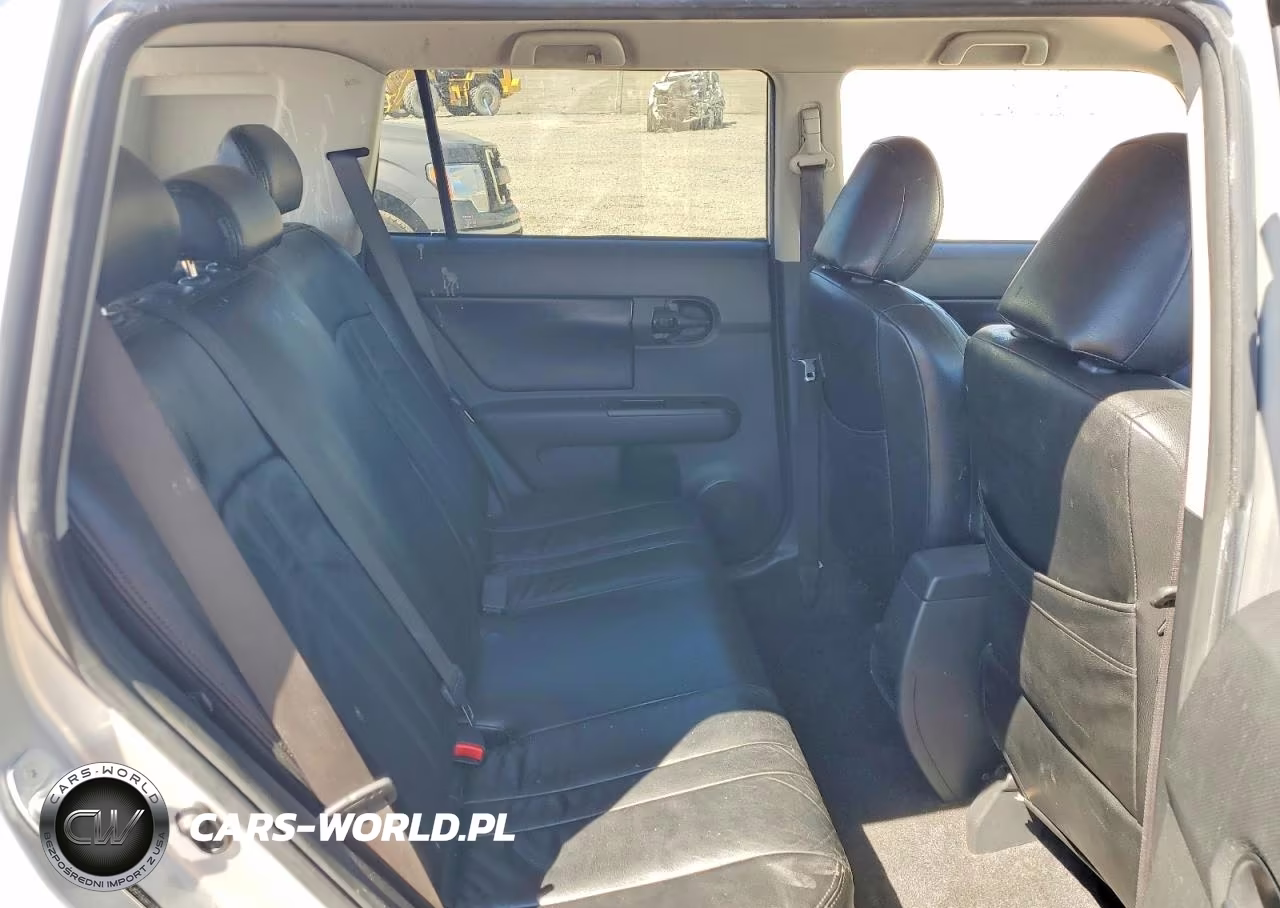 2008 Toyota Scion Xb VIN:JTLKE50E881005427 - 11
