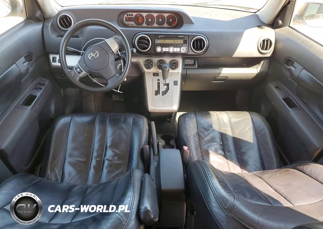 2008 Toyota Scion Xb VIN:JTLKE50E881005427 - 8