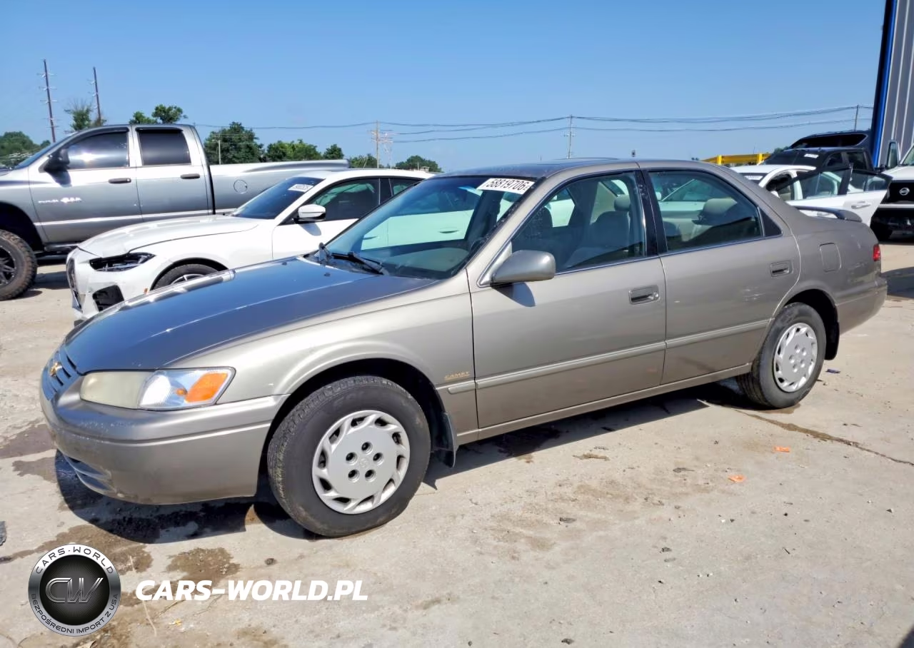 1999 Toyota Camry Le