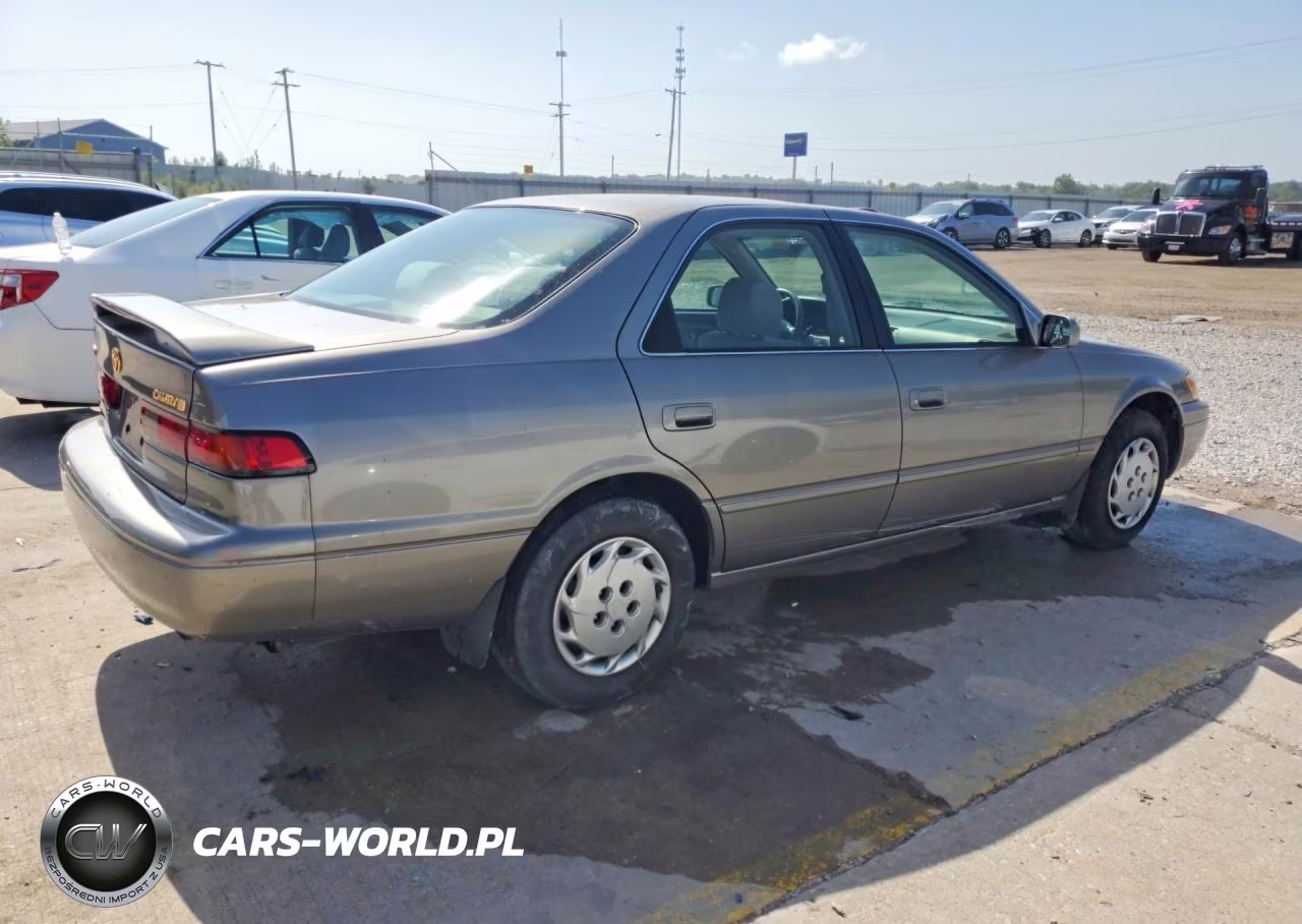 1999 Toyota Camry Le VIN:4T1BG22K6XU609025 - 3
