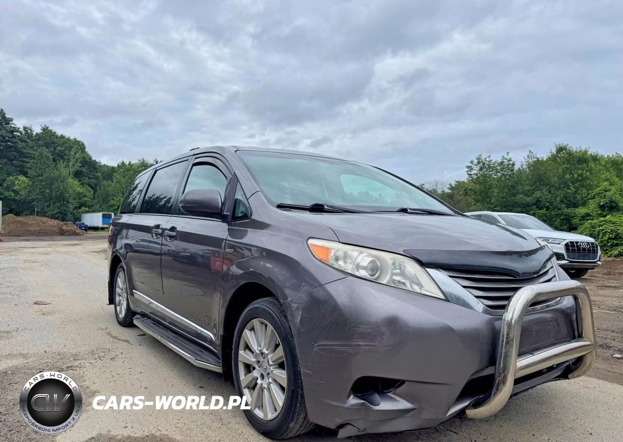 2017 Toyota Sienna Xle 7-Passenger – zdjęcie 1 z 13
