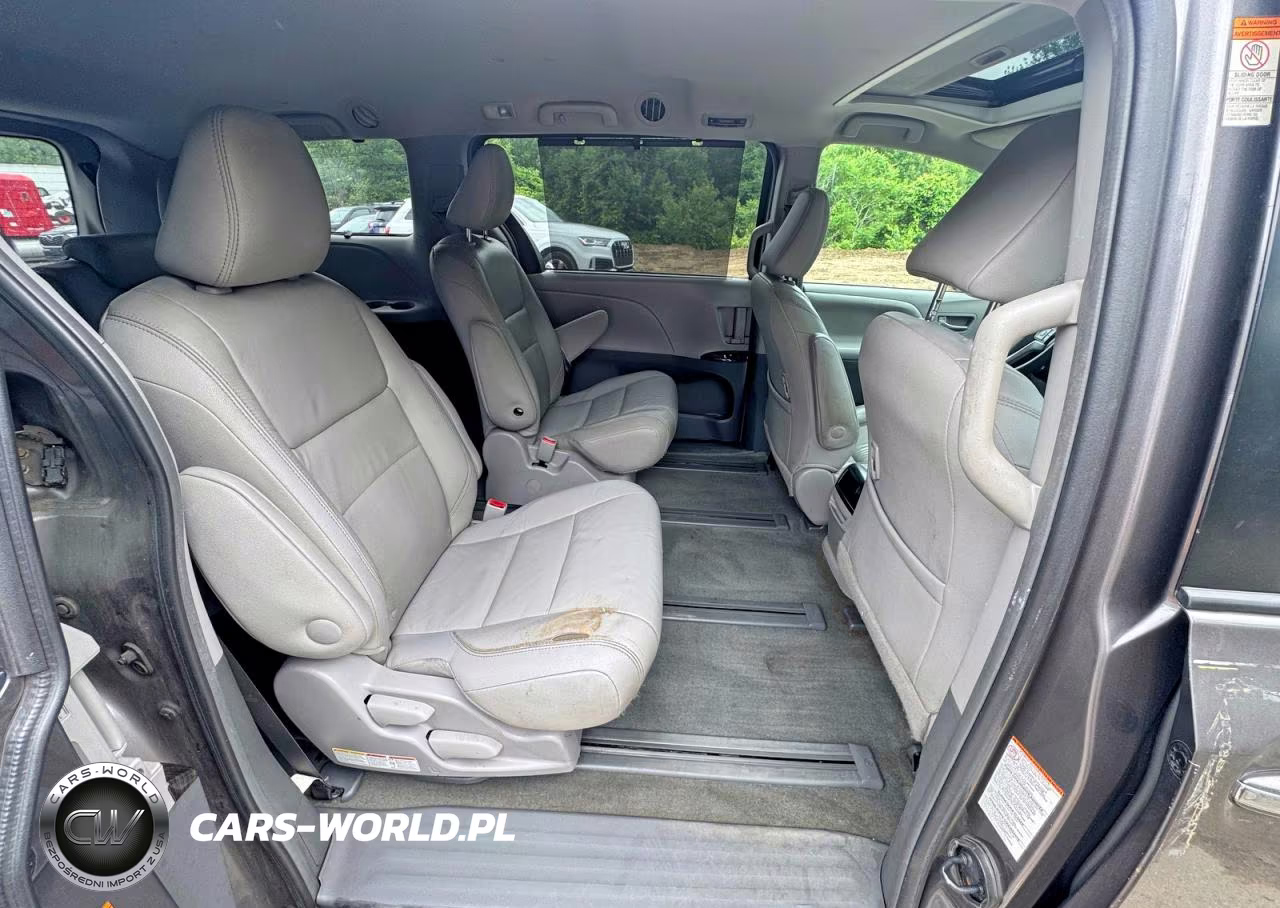 2017 Toyota Sienna Xle 7-Passenger VIN:5TDDZ3DC2HS167093 - 6