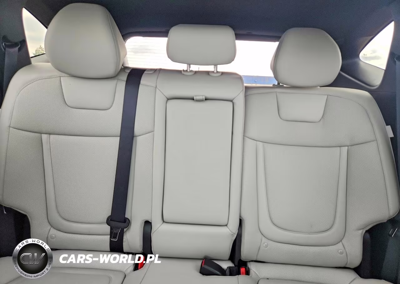 2025 Hyundai Tucson Limited VIN:KM8JEDD18SU280242 - 10