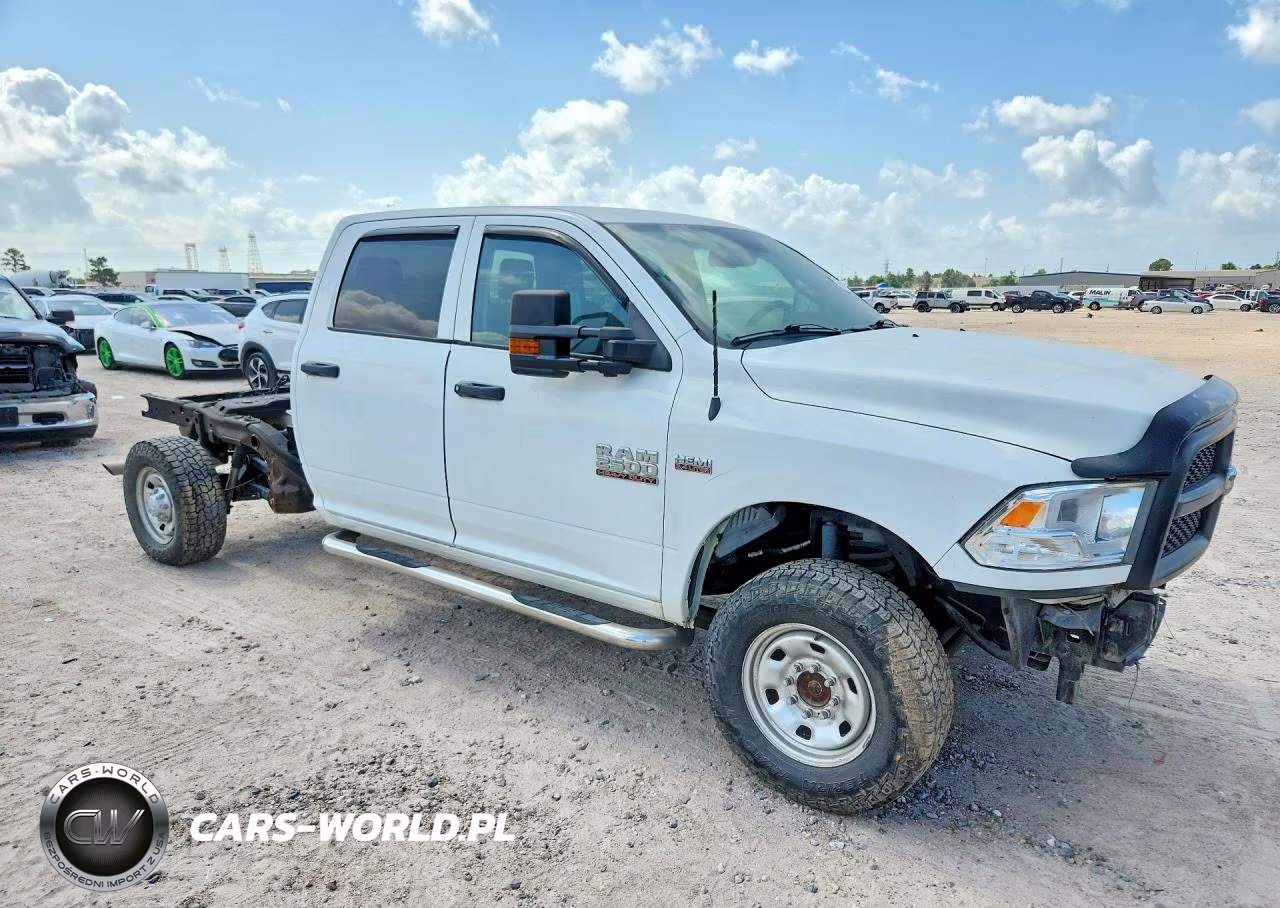 2018 Ram 2500 St VIN:3C6UR5HJ1JG380620 - 4