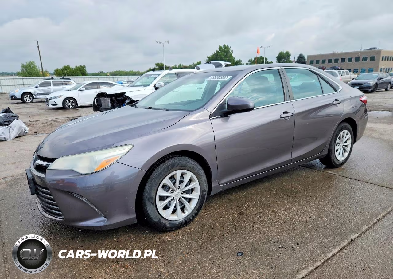 2016 Toyota Camry Le
