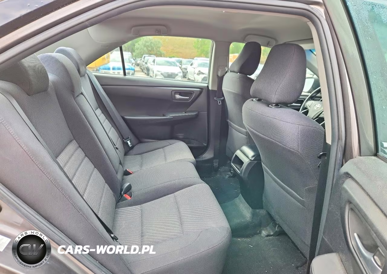 2016 Toyota Camry Le VIN:4T4BF1FK6GR532895 - 10