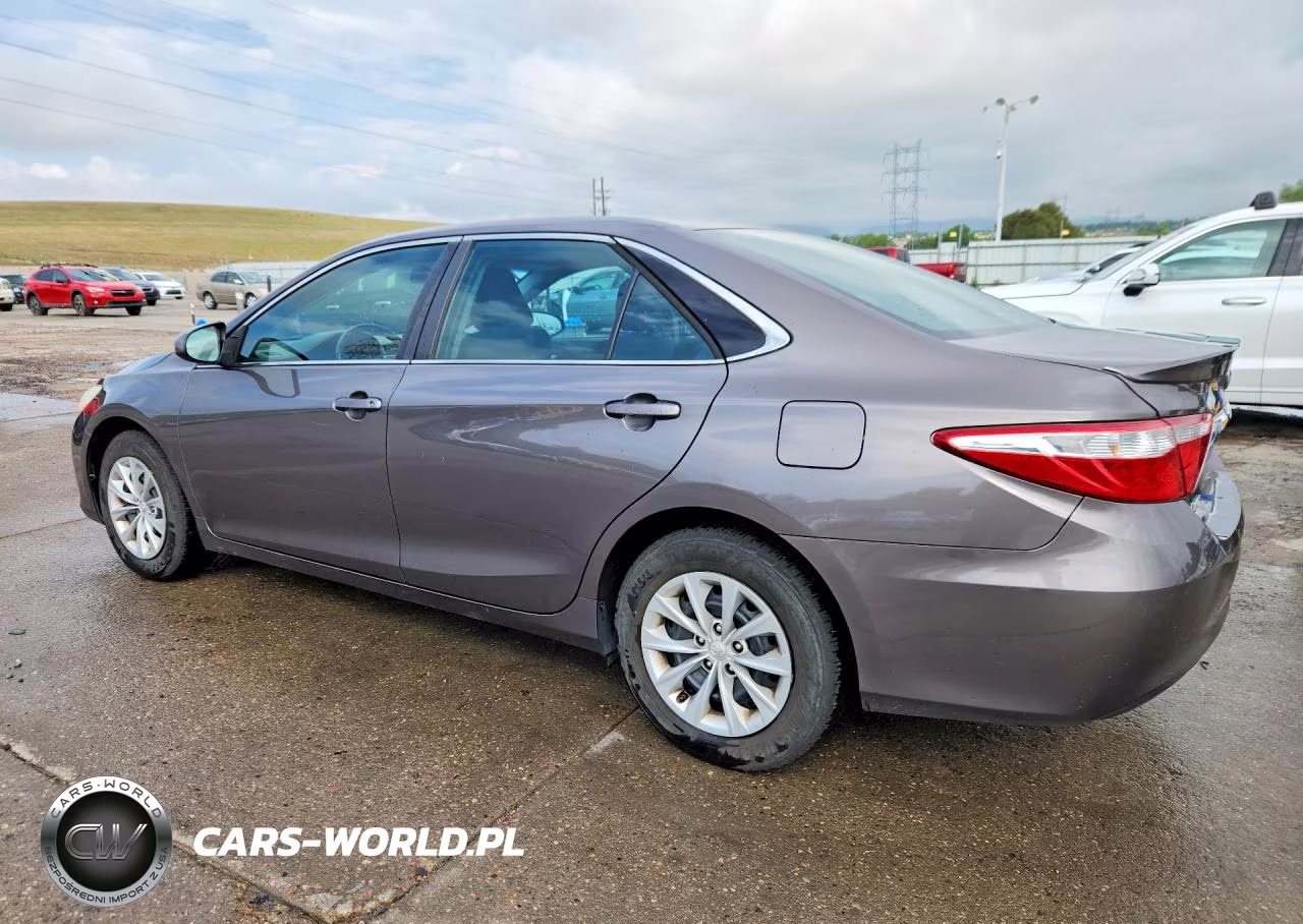 2016 Toyota Camry Le VIN:4T4BF1FK6GR532895 - 2