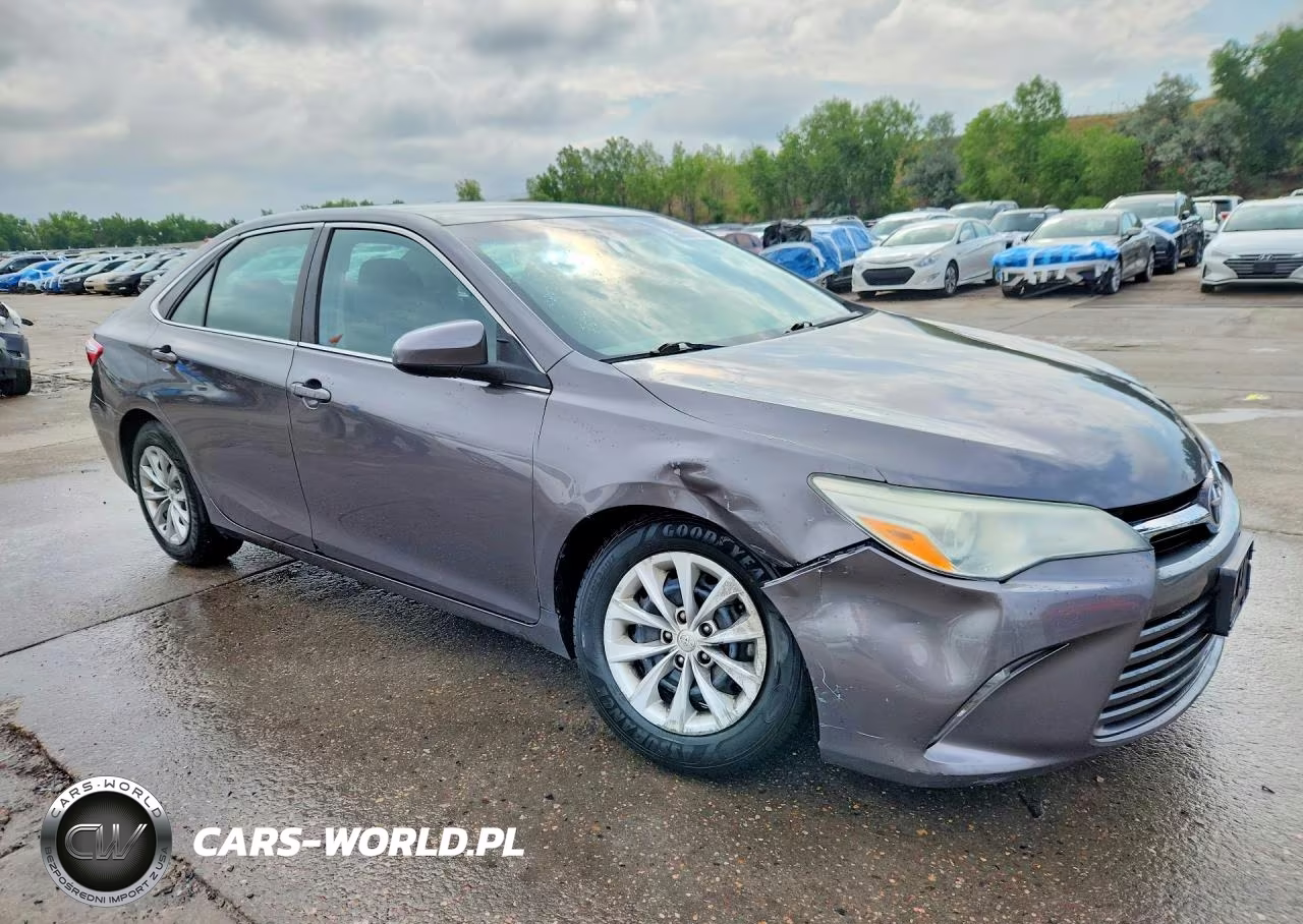 2016 Toyota Camry Le VIN:4T4BF1FK6GR532895 - 4