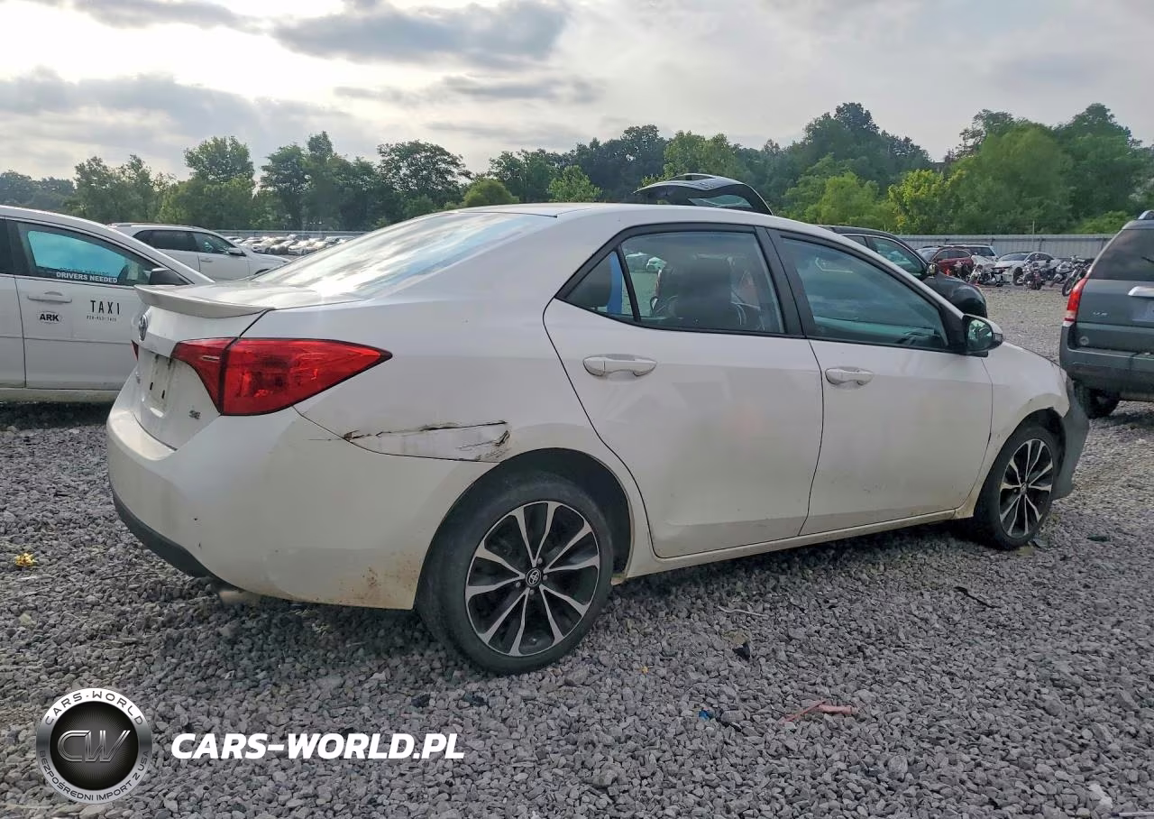 2017 Toyota Corolla Se VIN:2T1BURHEXHC897685 - 3