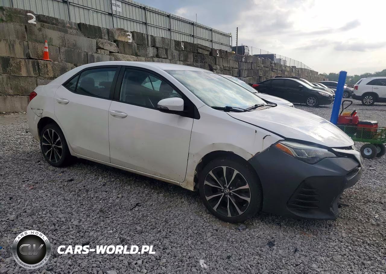 2017 Toyota Corolla Se VIN:2T1BURHEXHC897685 - 4