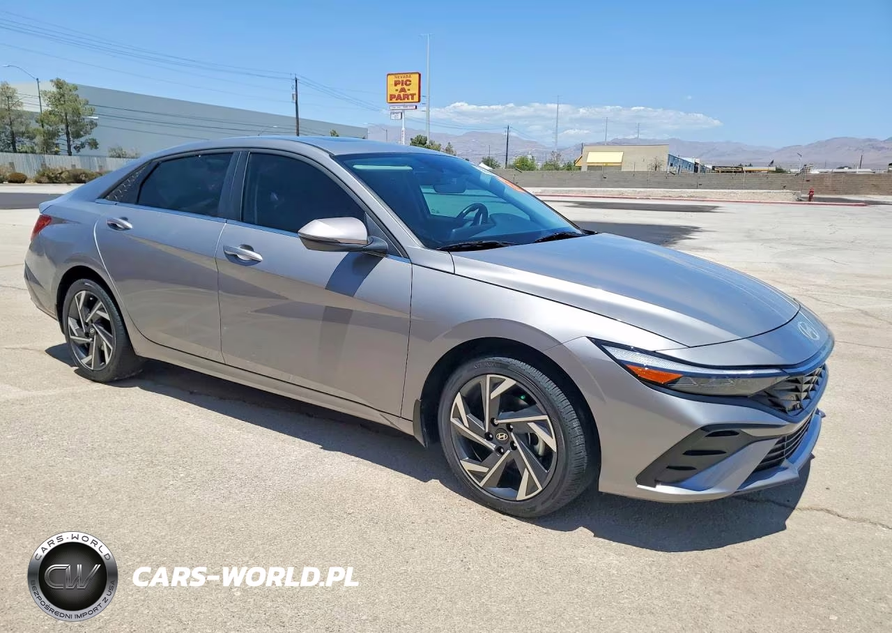 2025 Hyundai Elantra Limited VIN:KMHLN4DJ4SU134171 - 4