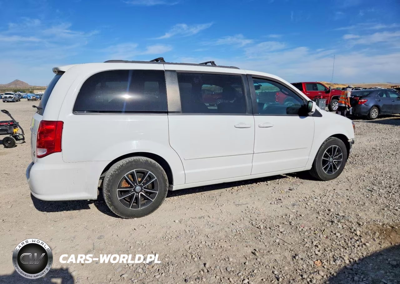2017 Dodge Grand Caravan Gt VIN:2C4RDGEG9HR869286 - 3