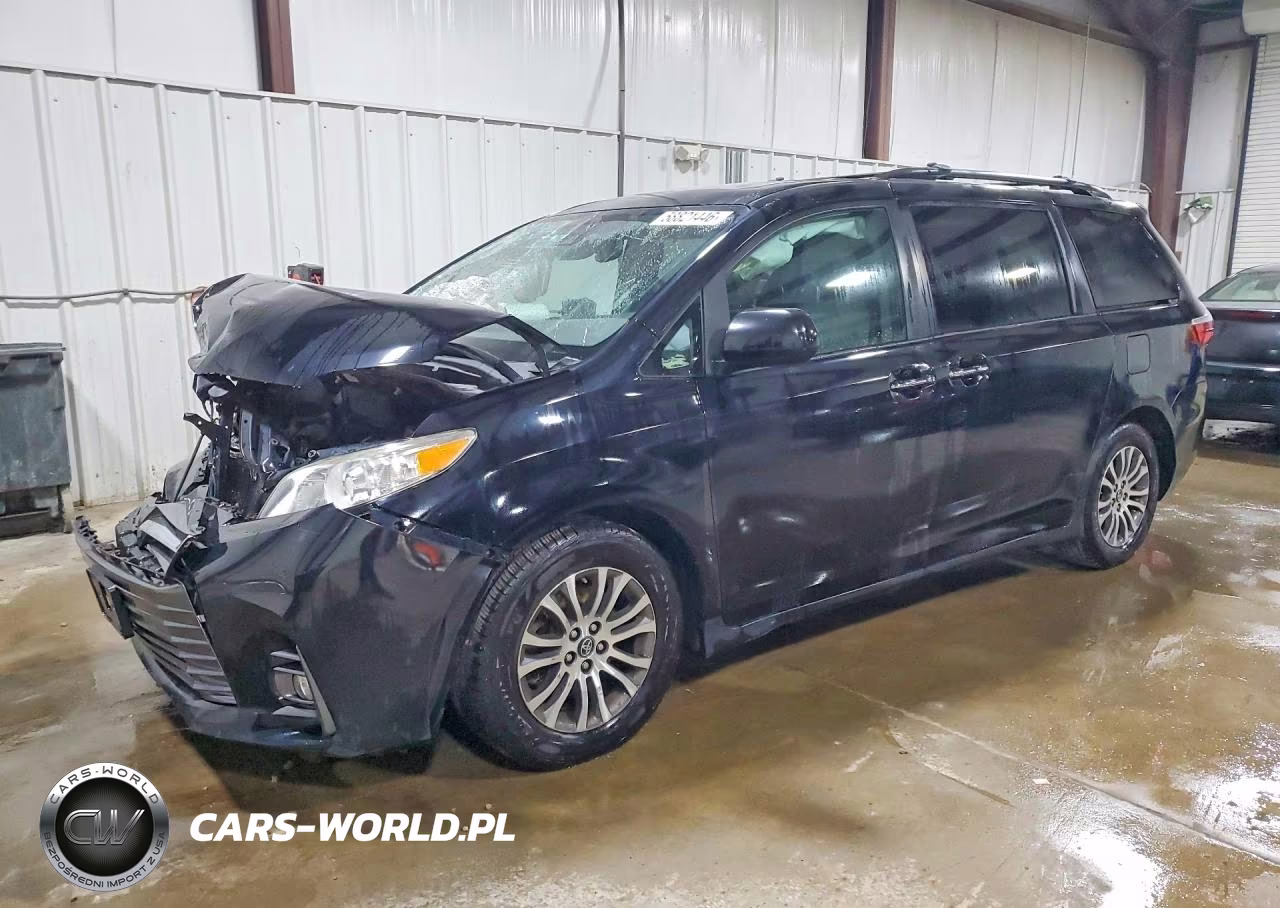 2018 Toyota Sienna Xle 8-Passenger