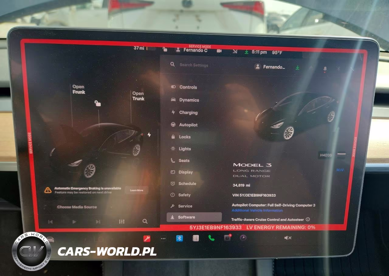 2022 Tesla Model 3 VIN:5YJ3E1EB9NF163933 - 9