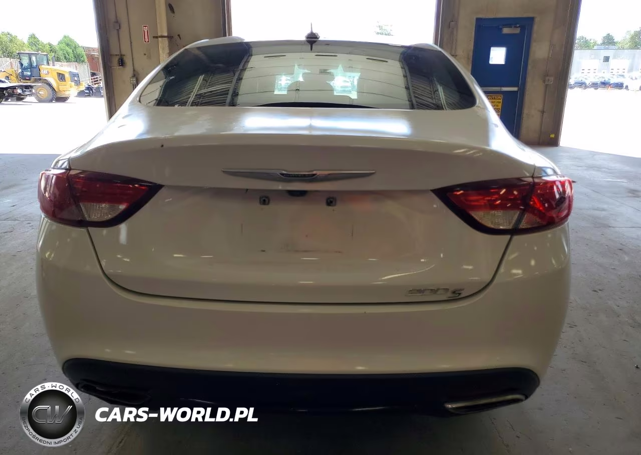 2015 Chrysler 200 S VIN:1C3CCCBB0FN566423 - 6