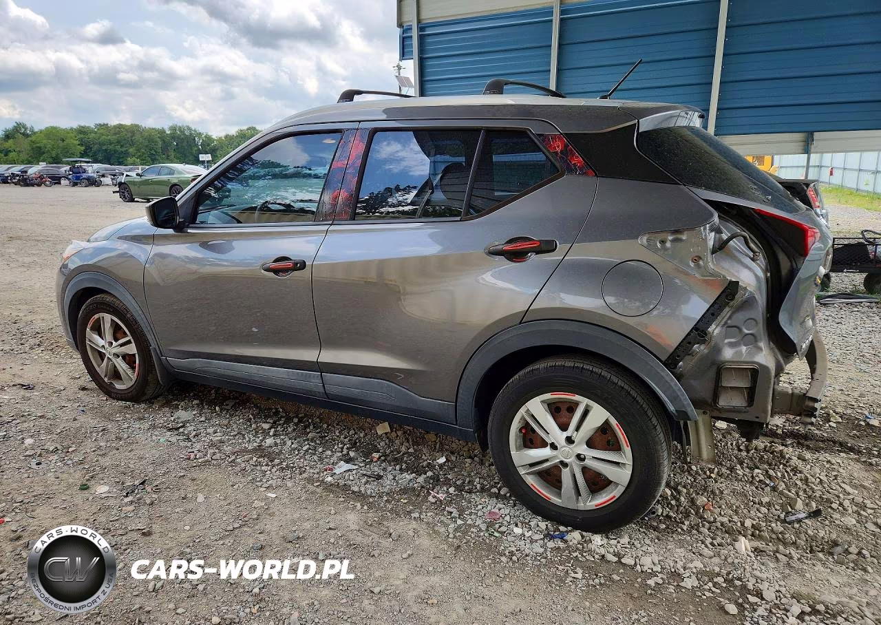 2018 Nissan Kicks S VIN:3N1CP5CU7JL537184 - 2