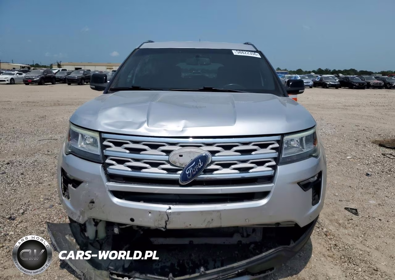2018 Ford Explorer Xlt VIN:1FM5K7DHXJGC32893 - 5