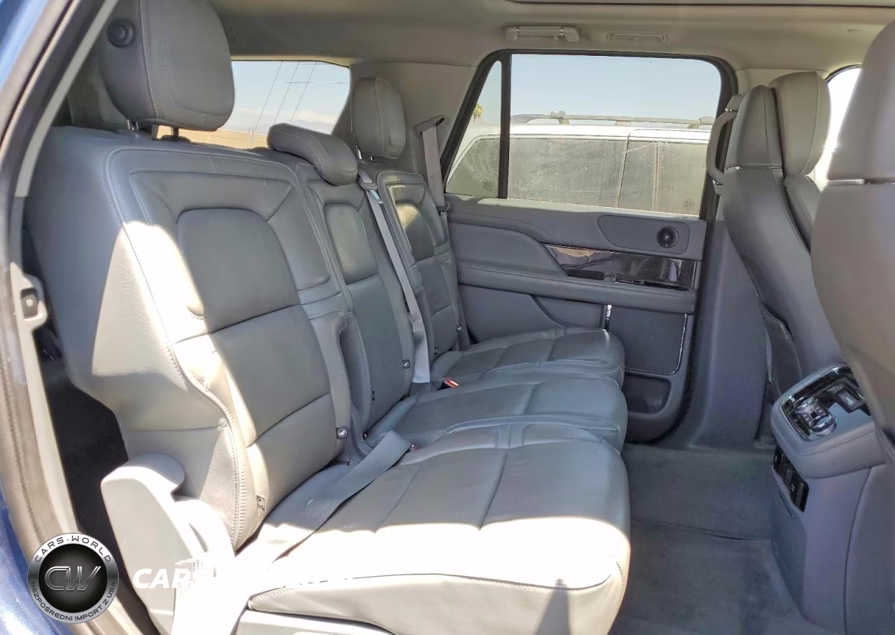 2018 Lincoln Navigator Reserve VIN:5LMJJ2LT6JEL13411 - 11