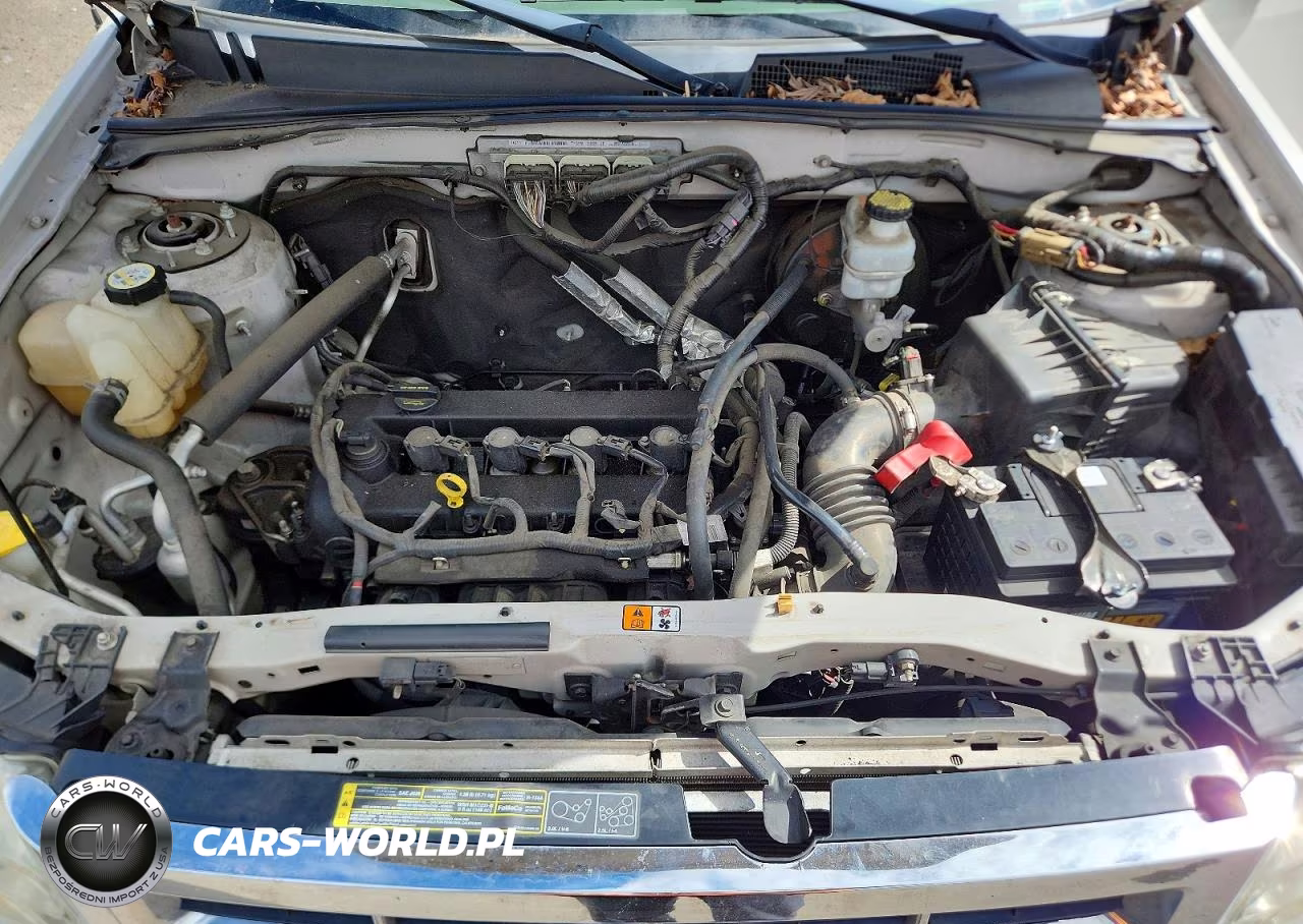 2010 Ford Escape Xls VIN:1FMCU0C75AKA72632 - 11