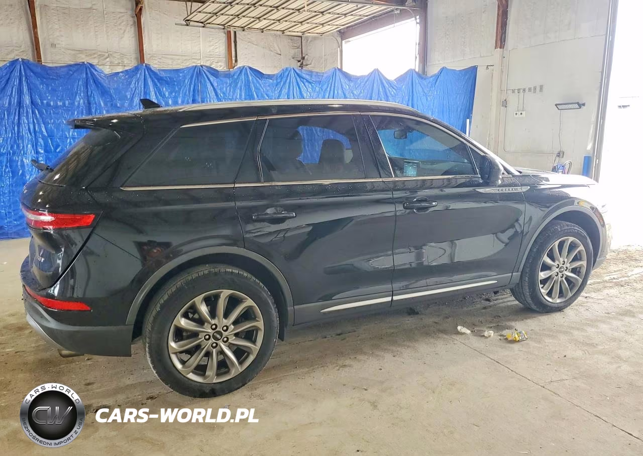2020 Lincoln Corsair VIN:5LMCJ1C96LUL10895 - 3