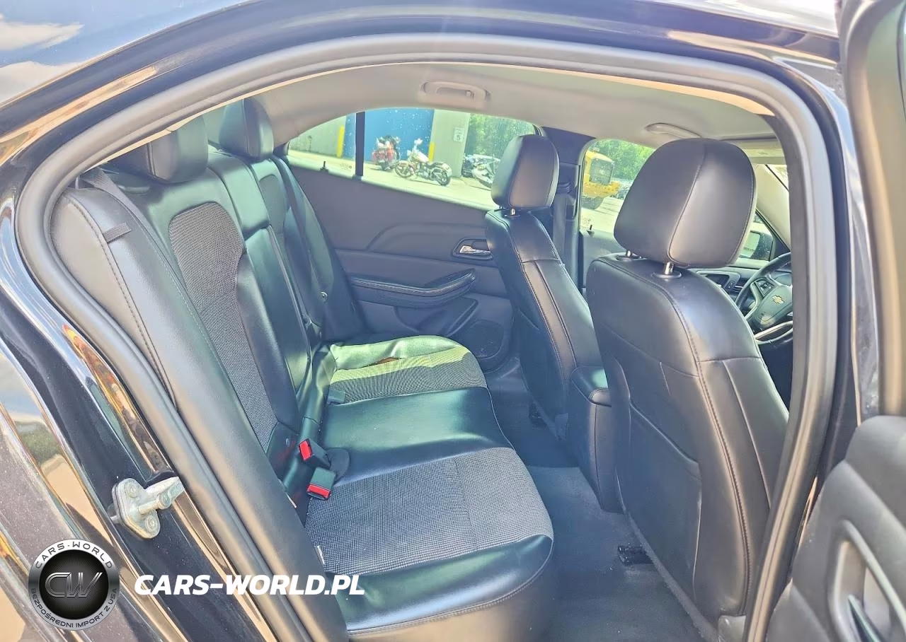 2015 Chevrolet Malibu 2Lt VIN:1G11D5SL5FF199946 - 10