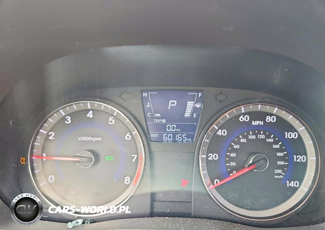 2012 Hyundai Accent Se VIN:KMHCU5AE3CU013424 - 9