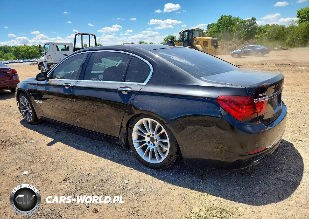 2013 BMW 750 Lxi VIN:WBAYF8C52DD140067 - 2