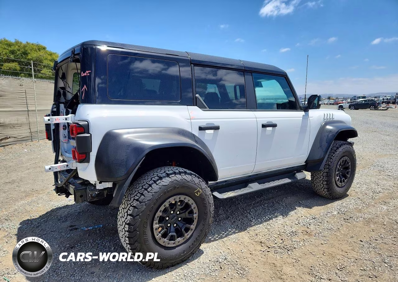 2024 Ford Bronco Raptor VIN:1FMEE0RR7RLB00984 - 3