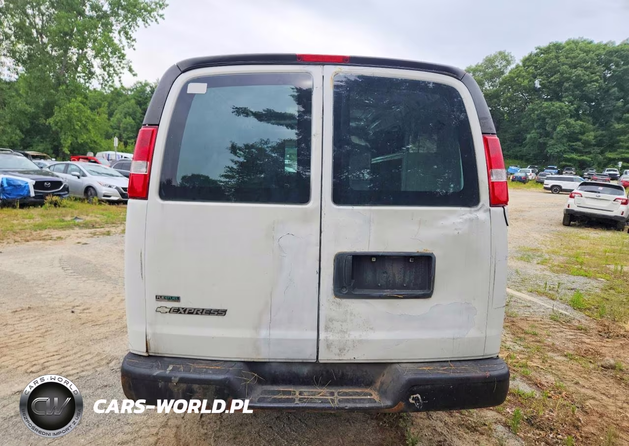 2010 Chevrolet Express G2500 VIN:1GCZGFAA0A1173140 - 6