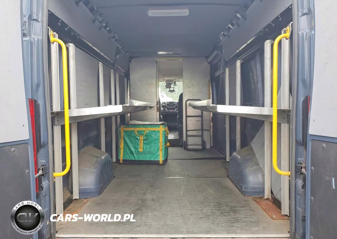 2020 Ram Promaster 3500 Delivery Van VIN:3C6URVJG1LE136110 - 10