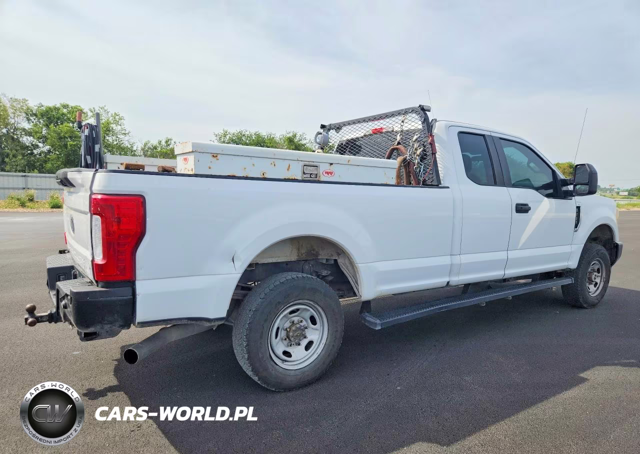 2017 Ford F250 Super Duty VIN:1FT7X2B61HEE07895 - 3