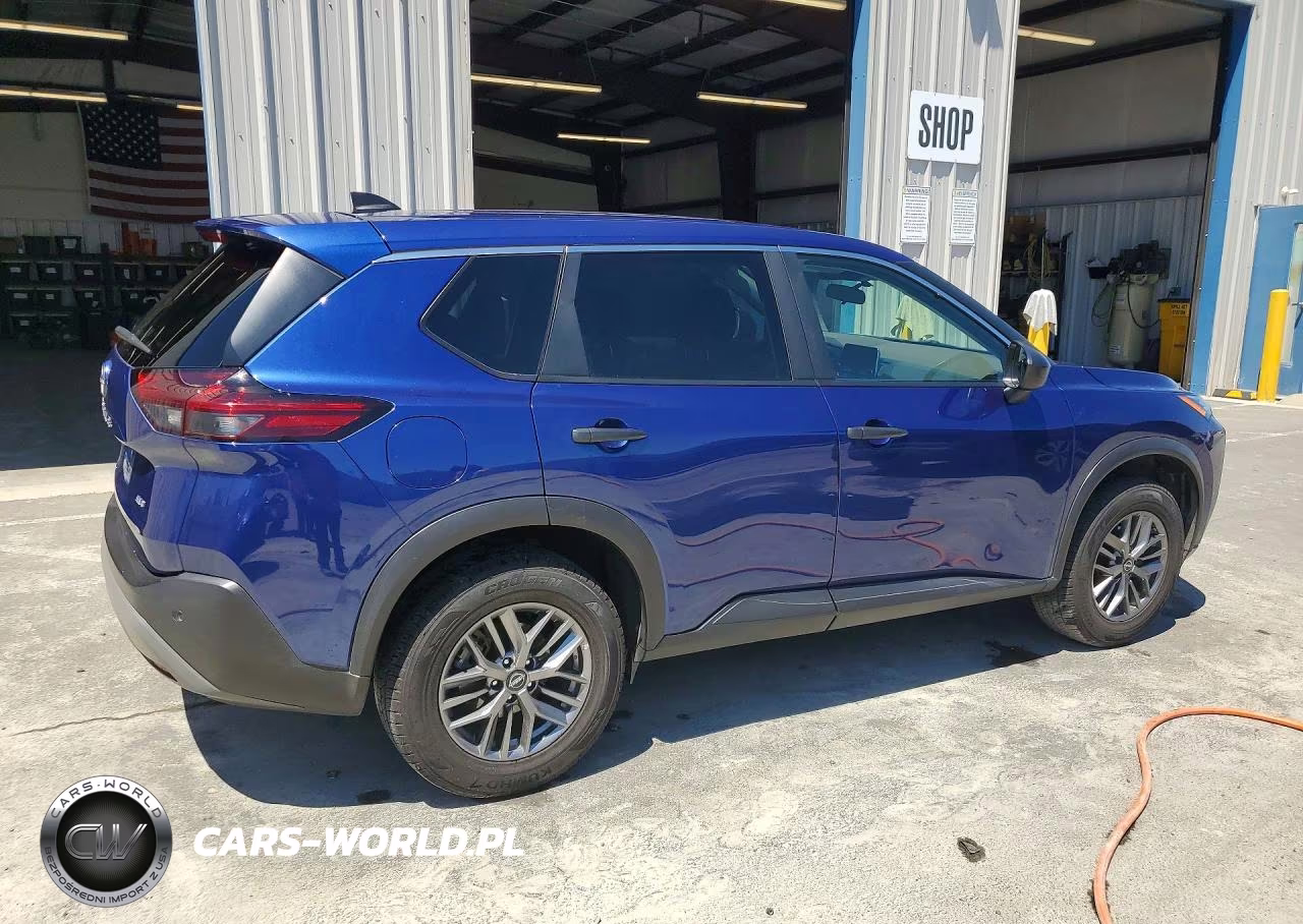 2023 Nissan Rogue S VIN:5N1BT3AB8PC855440 - 3