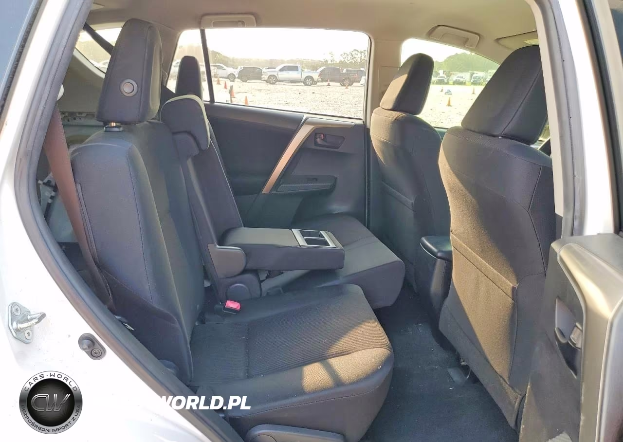 2015 Toyota Rav4 Le VIN:JTMZFREV9FD051366 - 11