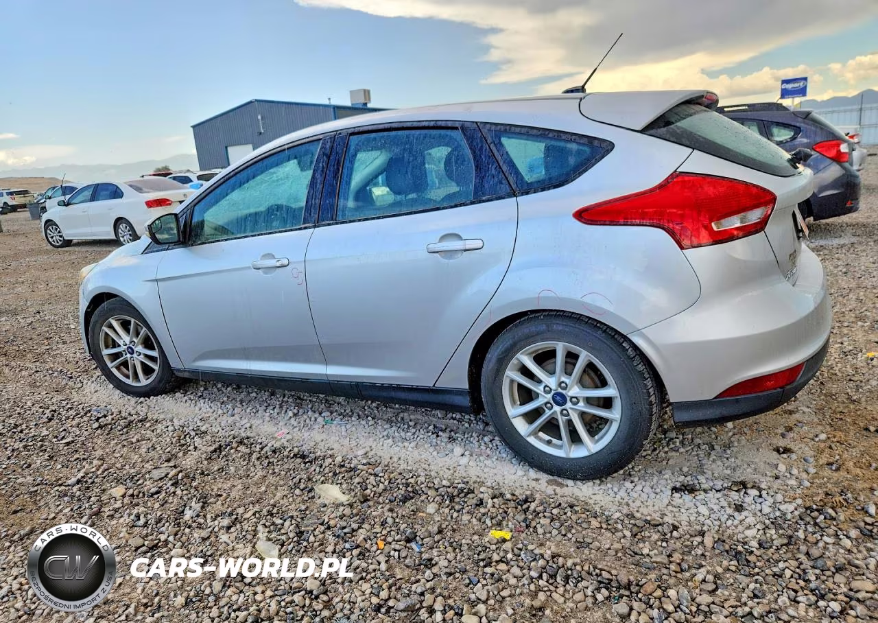 2016 Ford Focus Se VIN:1FADP3K27GL325191 - 2