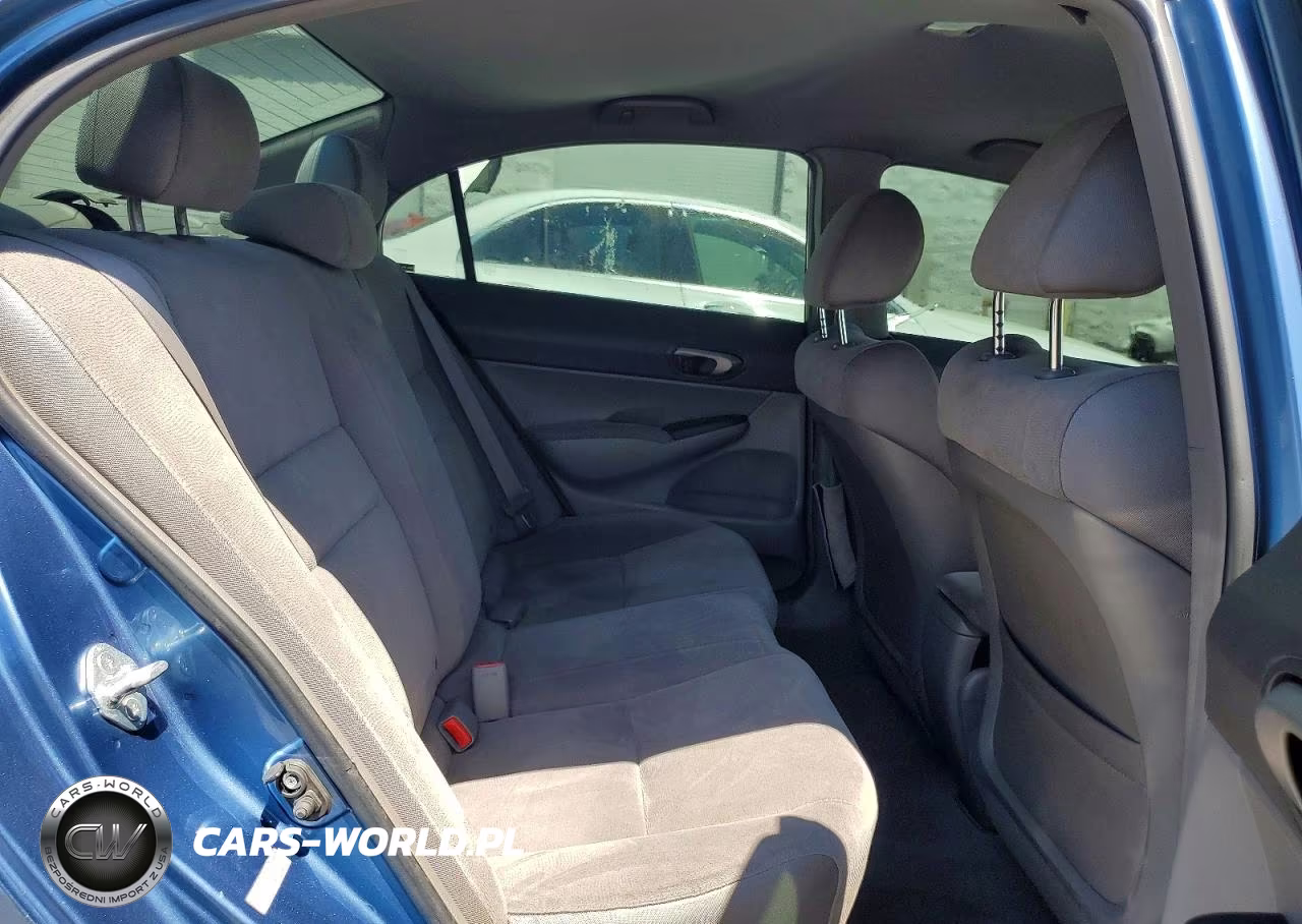2007 Honda Civic Lx VIN:JHMFA16547S000743 - 10