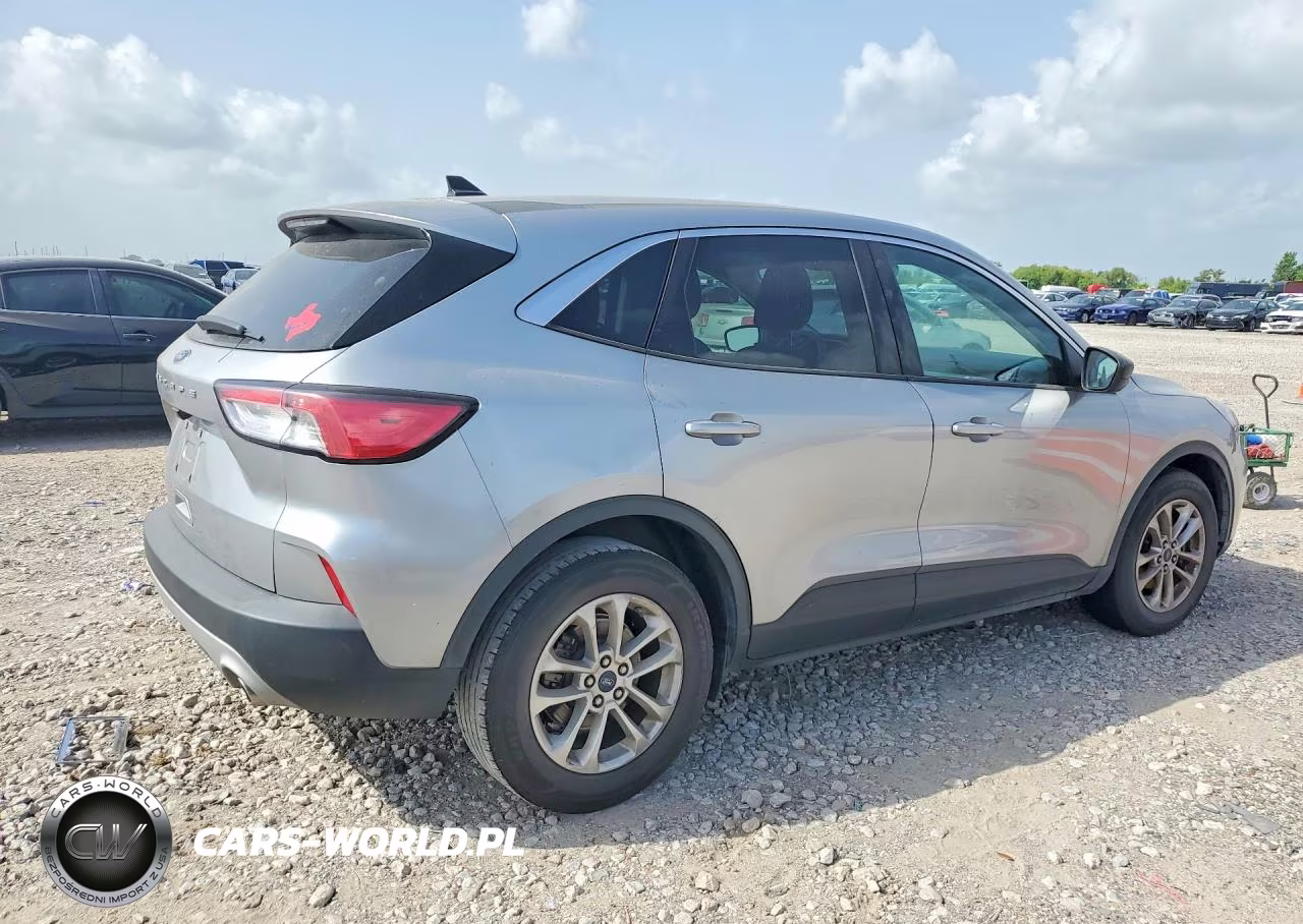 2022 Ford Escape Se VIN:1FMCU0G63NUA56117 - 3
