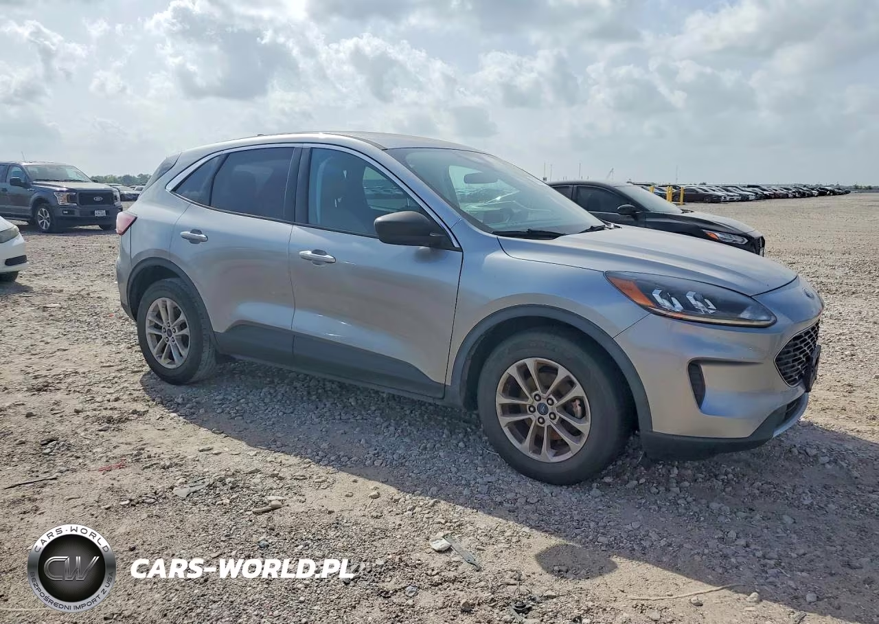 2022 Ford Escape Se VIN:1FMCU0G63NUA56117 - 4
