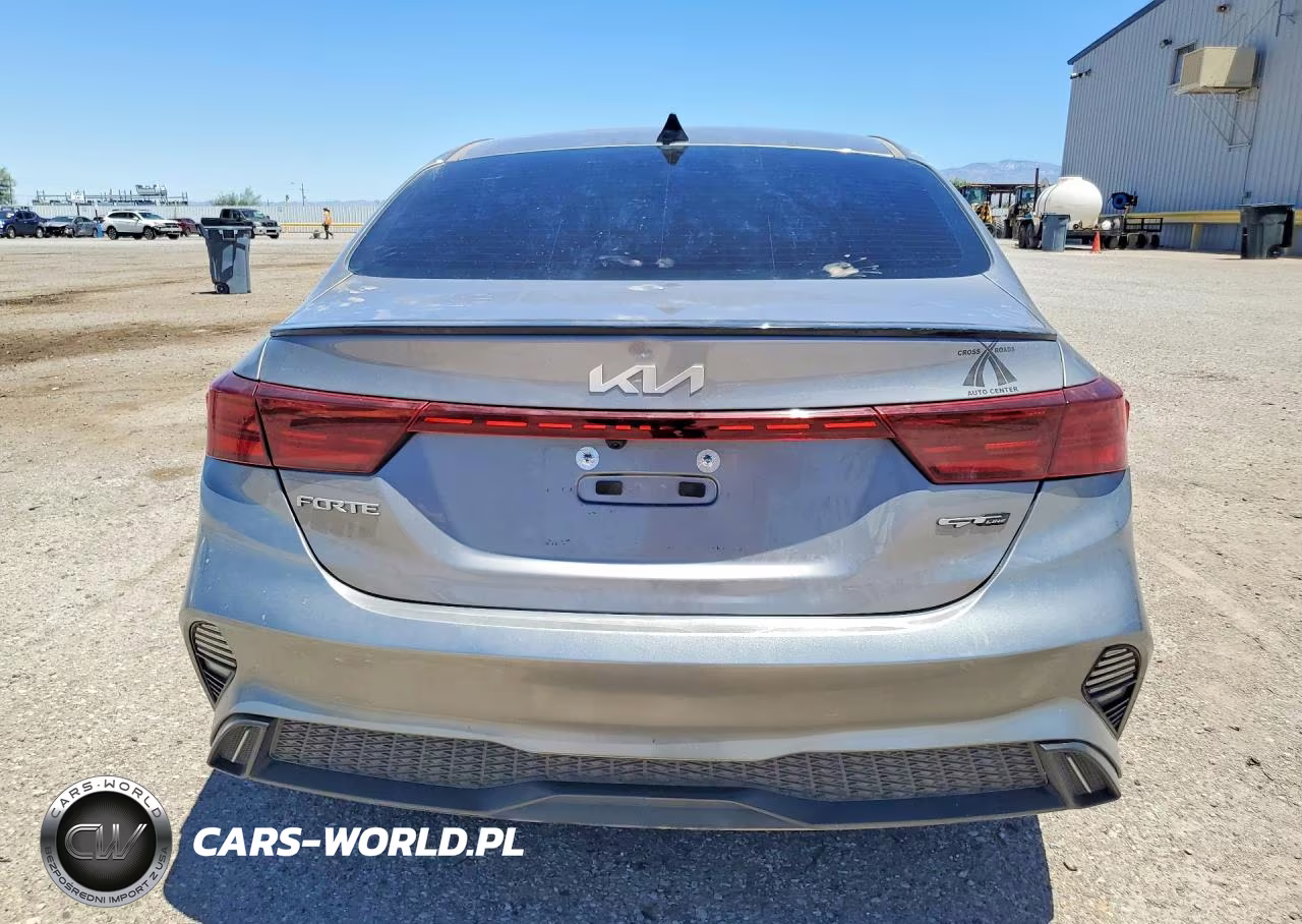 2023 Kia Forte Gt Line VIN:3KPF54AD9PE574537 - 6