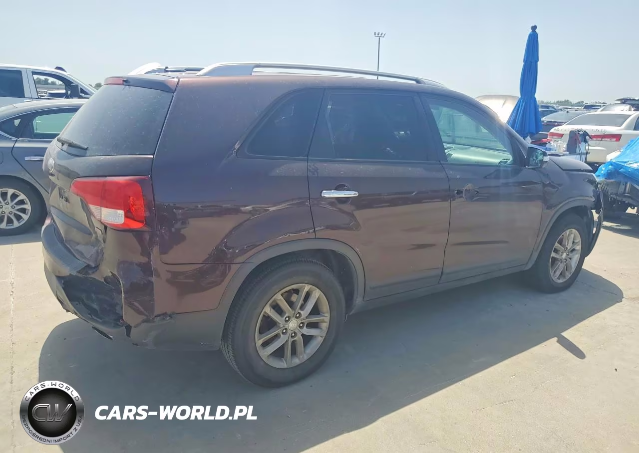 2014 Kia Sorento Lx VIN:5XYKT4A60EG437413 - 3