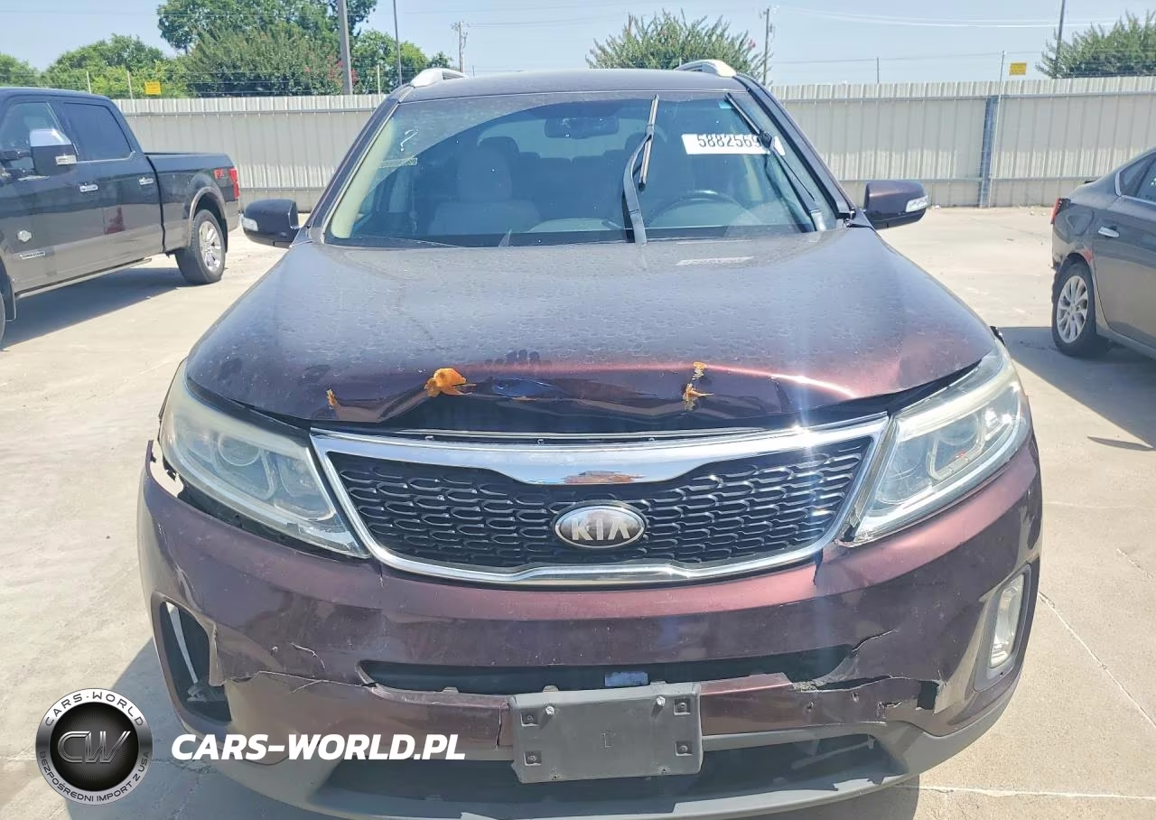 2014 Kia Sorento Lx VIN:5XYKT4A60EG437413 - 5