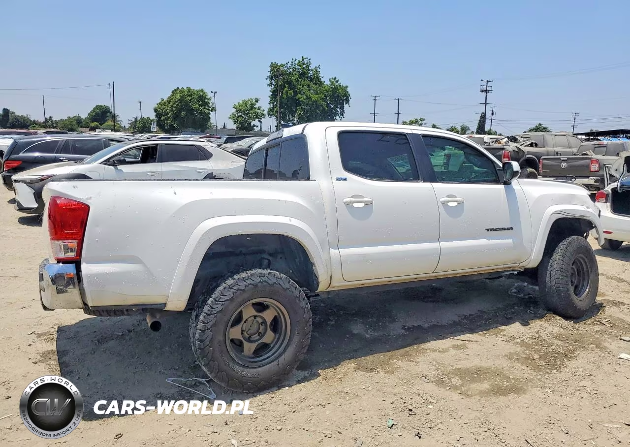 2017 Toyota Tacoma Sr5 VIN:5TFAX5GN5HX089808 - 3