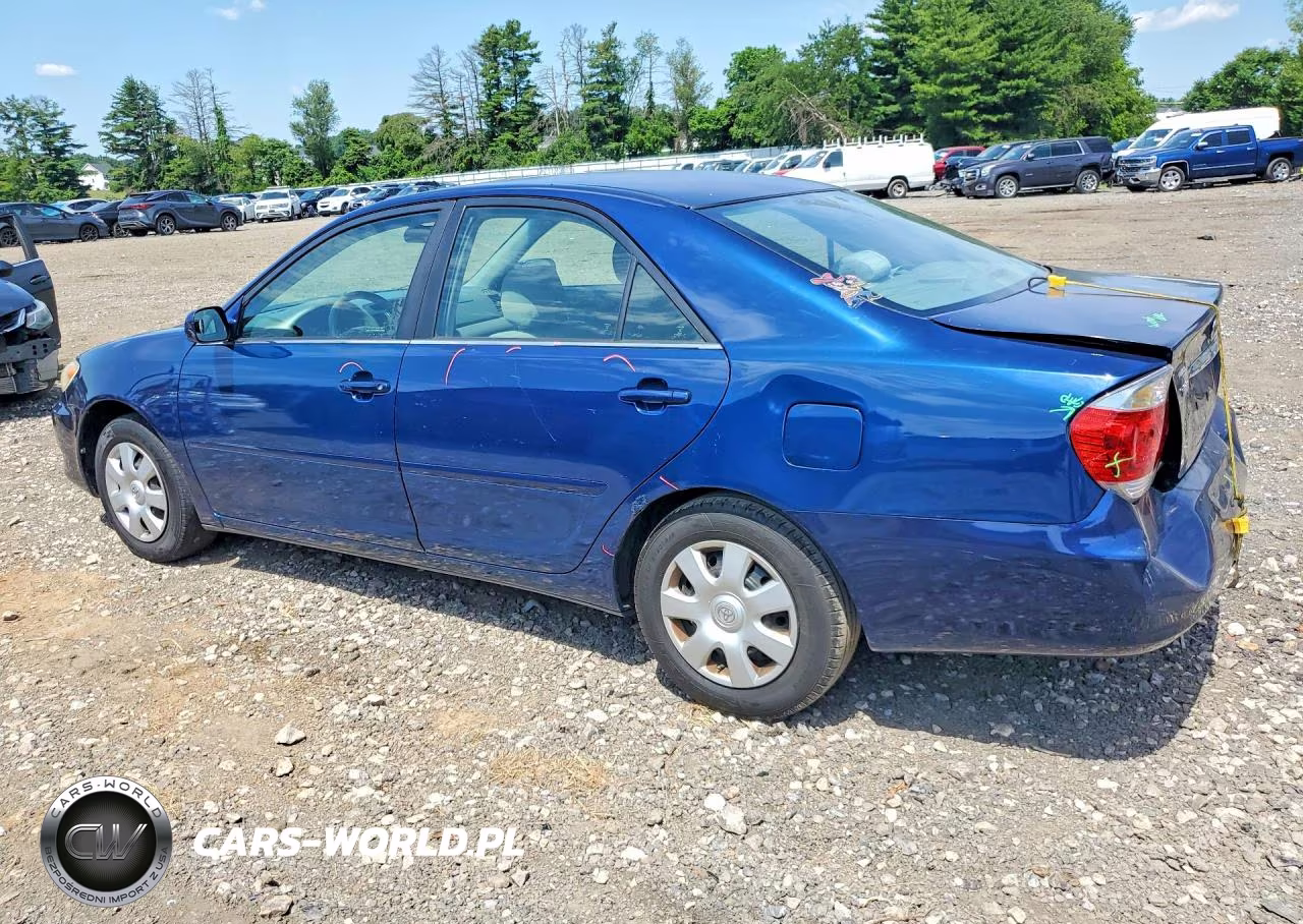 2005 Toyota Camry Le VIN:4T1BE30K05U382748 - 2