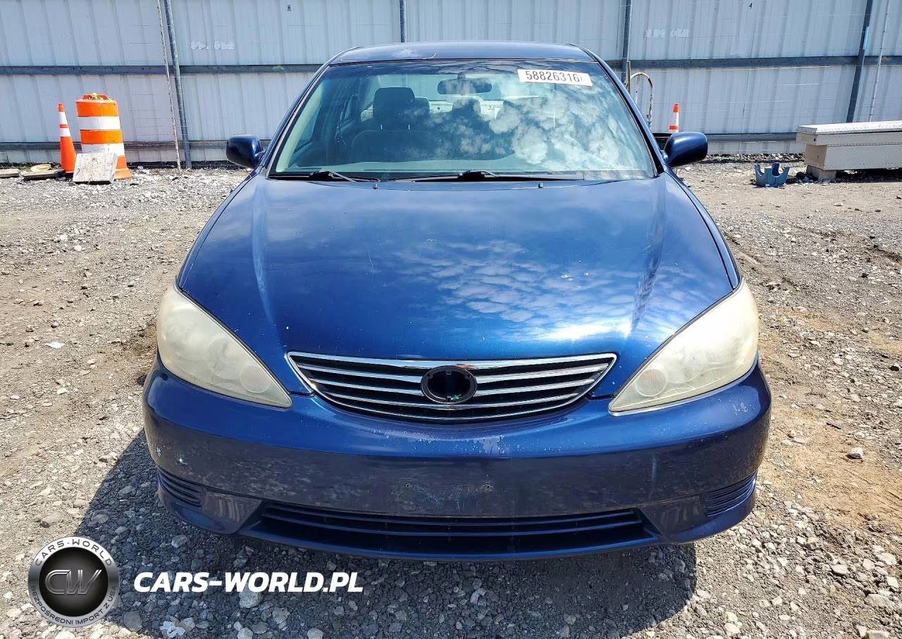 2005 Toyota Camry Le VIN:4T1BE30K05U382748 - 5