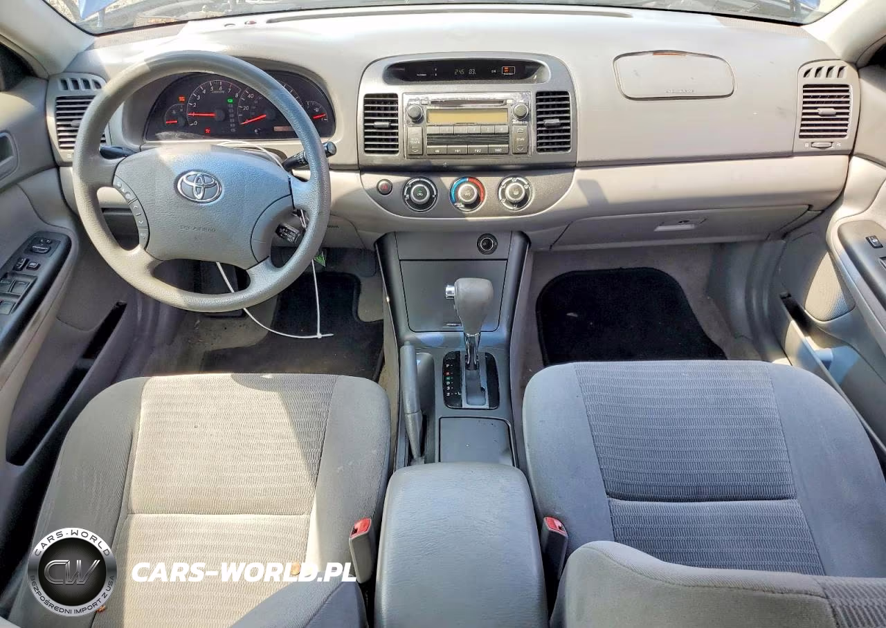 2005 Toyota Camry Le VIN:4T1BE30K05U382748 - 8