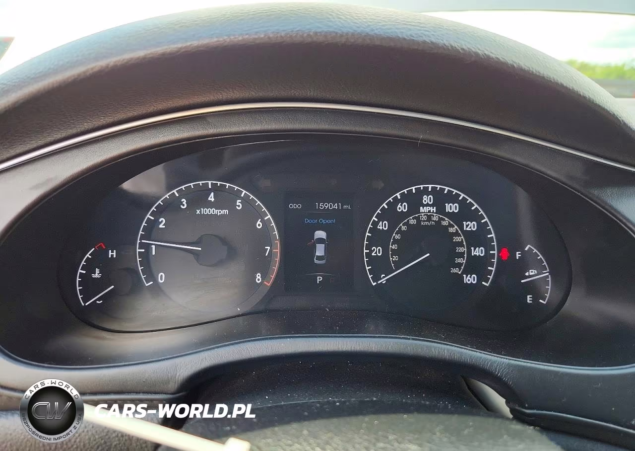 2012 Hyundai Genesis 3.8L VIN:KMHGC4DD5CU159079 - 9