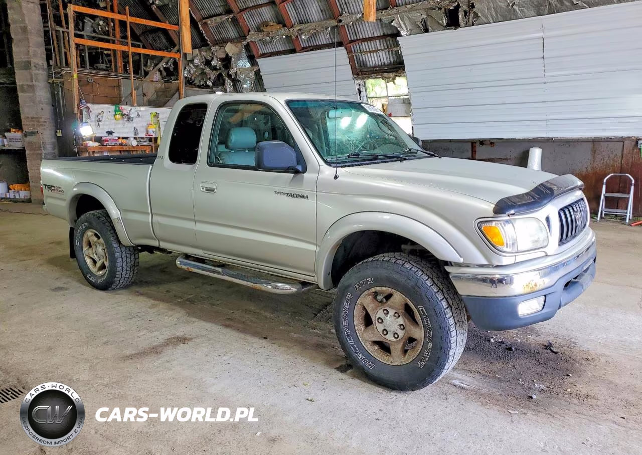 2002 Toyota Tacoma Xtracab VIN:5TEWN72N12Z136475 - 4