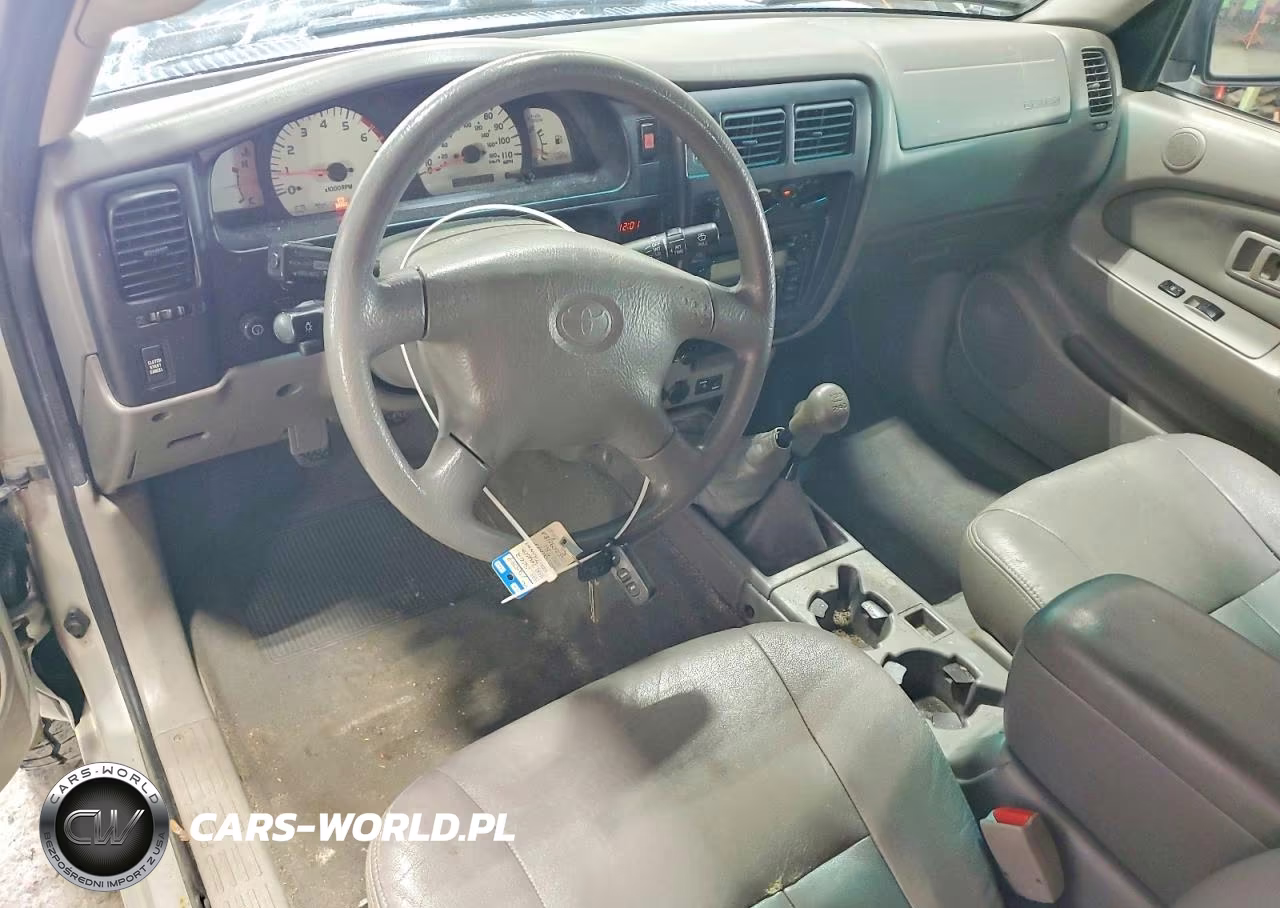 2002 Toyota Tacoma Xtracab VIN:5TEWN72N12Z136475 - 8